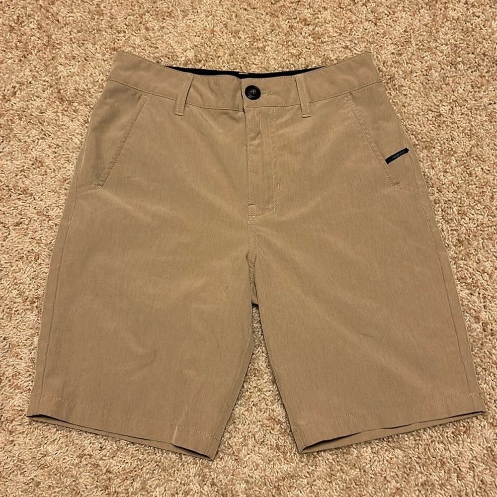 NWOT boys tan shorts
